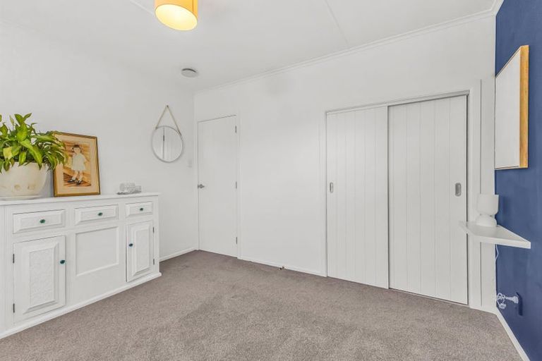 Photo of property in 26 Trafalgar Street, Westown, New Plymouth, 4310
