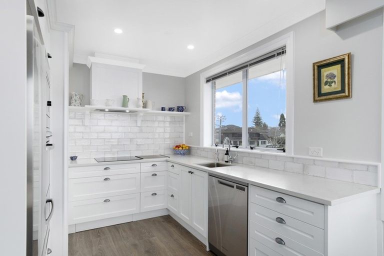 Photo of property in 63 Harbour View Road, Omokoroa, 3114