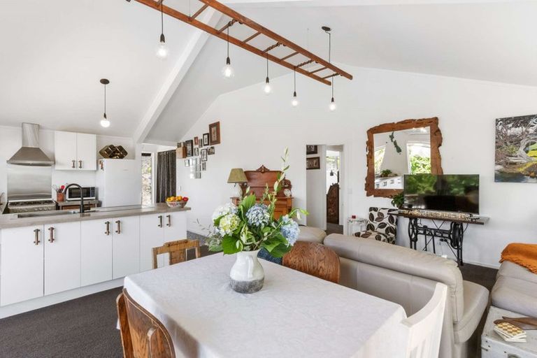 Photo of property in 288 Bellville Drive, Coromandel, 3506