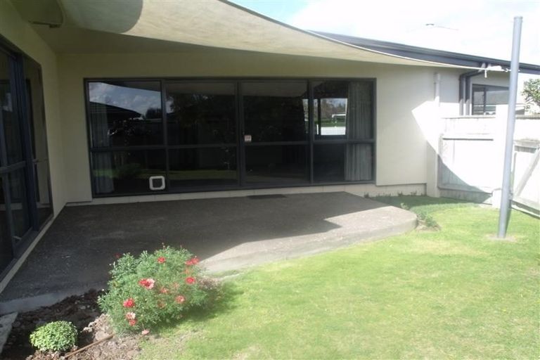 Photo of property in 6 Saint Hill Lane, Havelock North, 4130