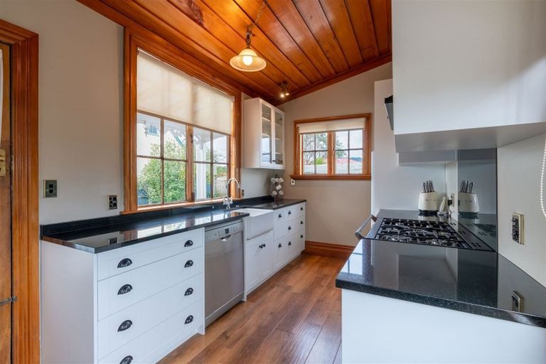 Photo of property in 204 Bartholomew Road, Levin, 5510