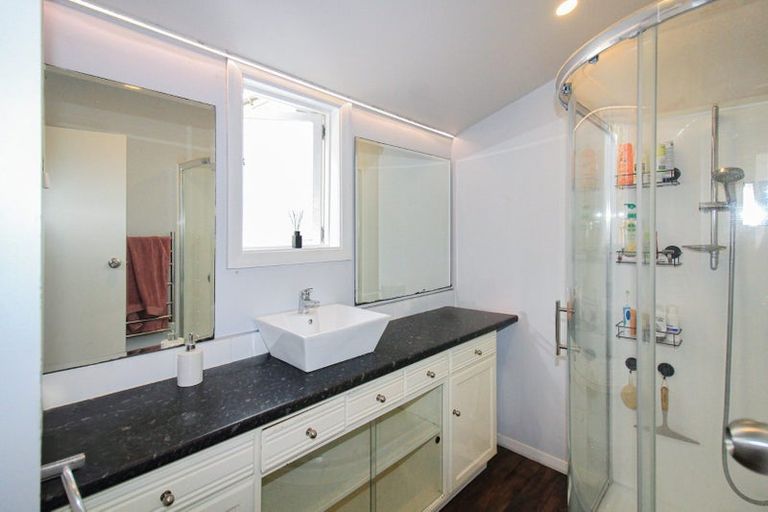 Photo of property in 90 Ellice Street, Mount Victoria, Wellington, 6011