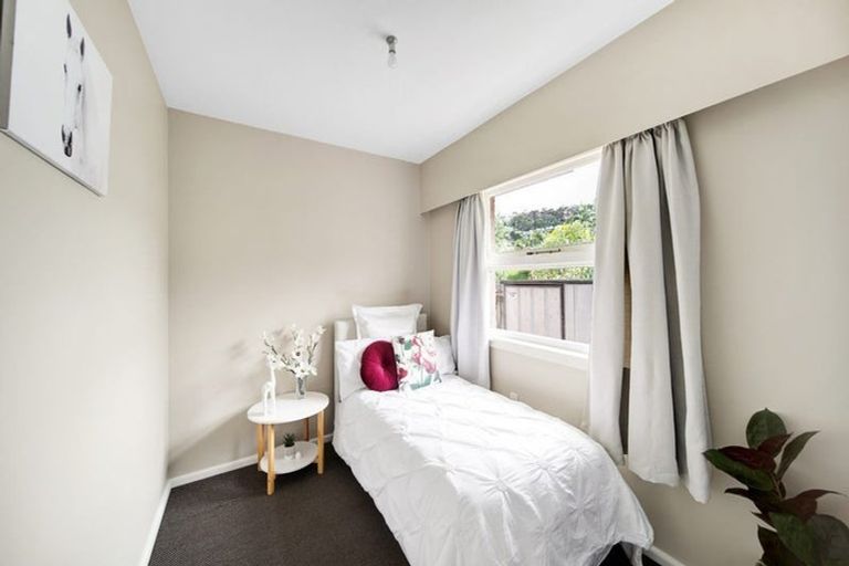 Photo of property in 1/23 Landsdowne Terrace, Cashmere, Christchurch, 8022