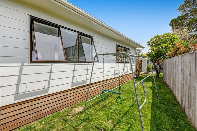 Photo of property in 22a Brixton Road, Manly, Whangaparaoa, 0930