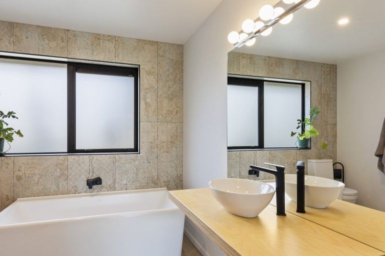 Photo of property in 14 Mclean Road, Northburn, Cromwell, 9383