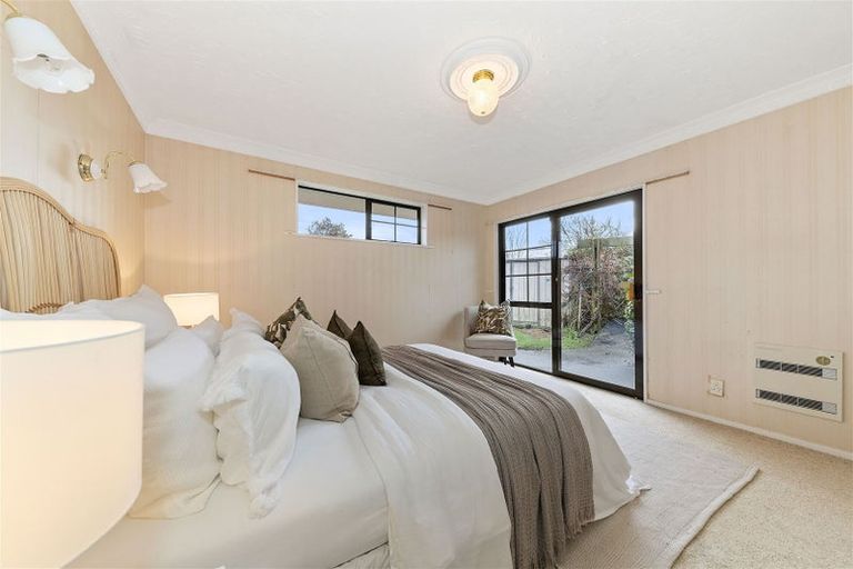 Photo of property in 11 Karnak Crescent, Russley, Christchurch, 8042