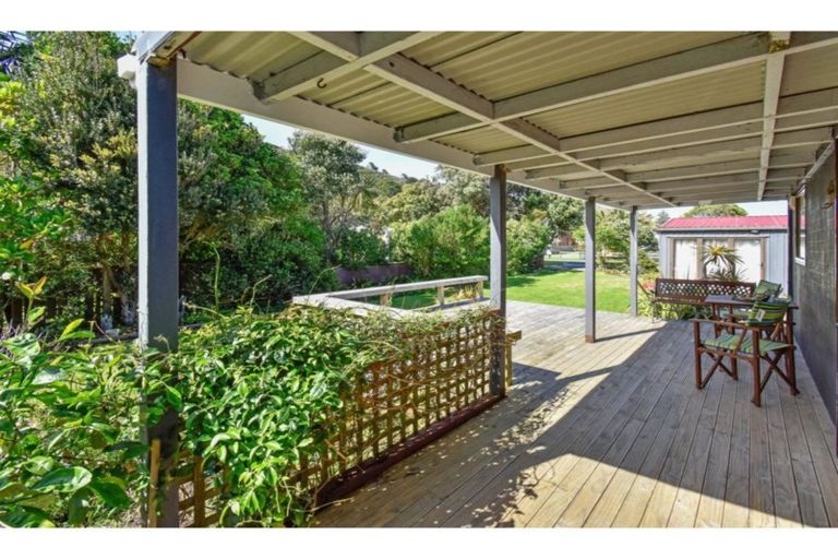 Photo of property in 4 Mission Road, Port Waikato, Tuakau, 2695