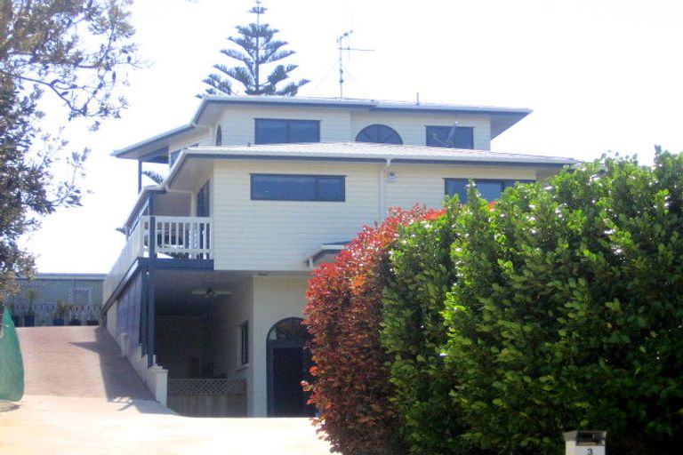 Photo of property in 3 Hanlen Avenue, Waihi Beach, 3611