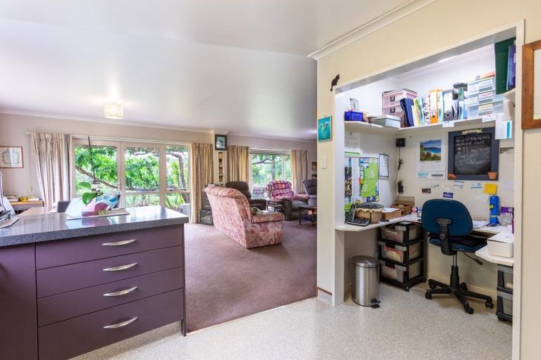 Photo of property in 27 Robertshawe Crescent, Dannevirke, 4930