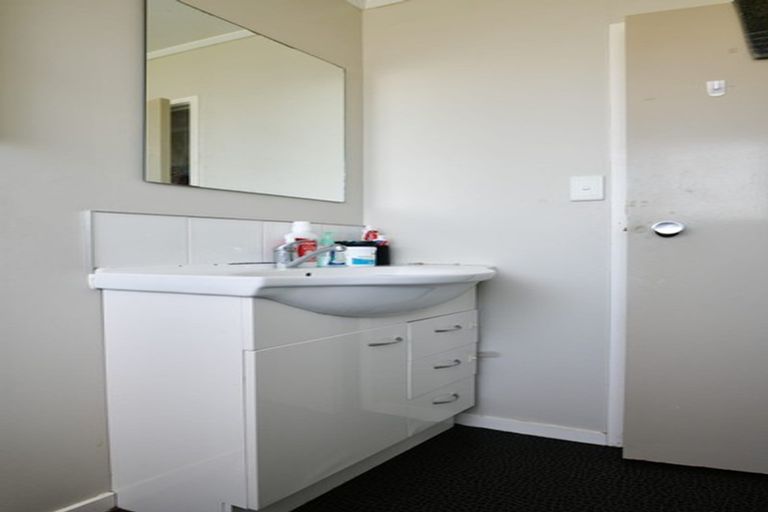 Photo of property in 235 Weymouth Road, Manurewa, Auckland, 2102