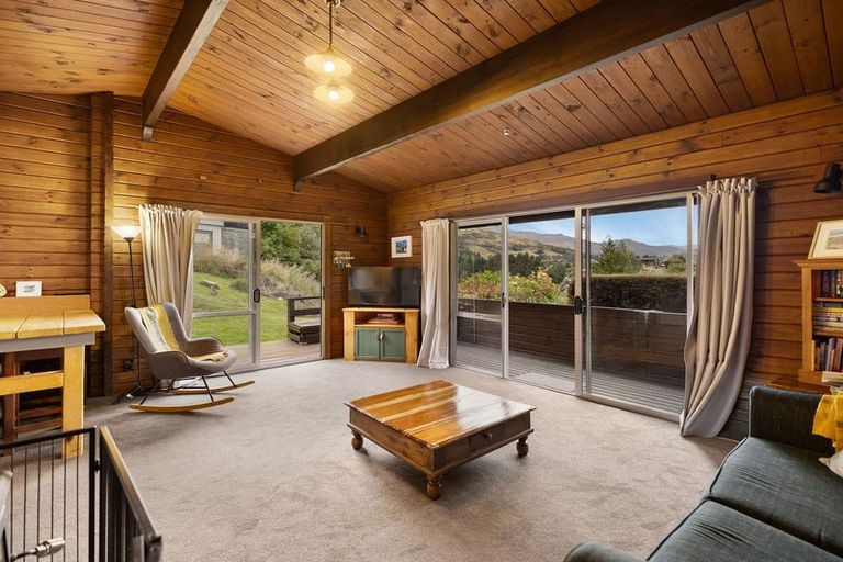 Photo of property in 26 Mcchesney Road, Arthurs Point, Queenstown, 9371