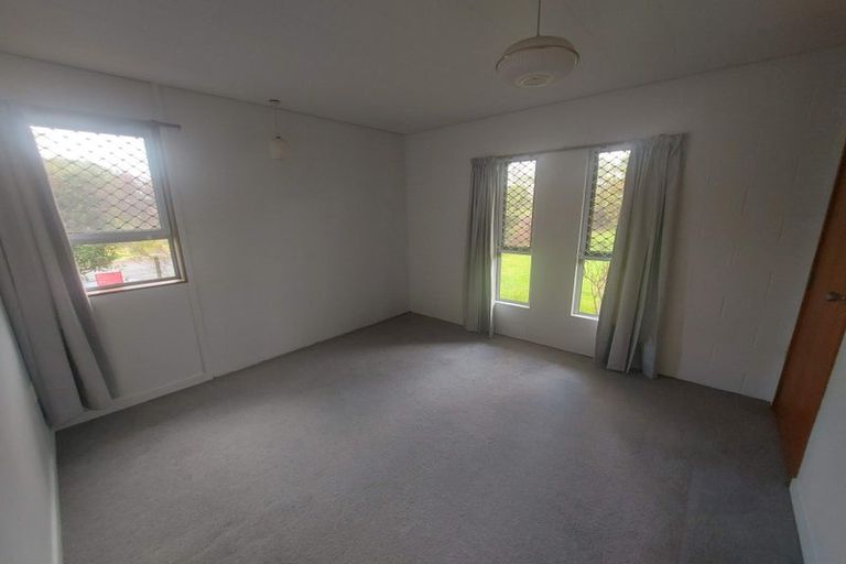 Photo of property in 2 Kereru Street, Maunu, Whangarei, 0110