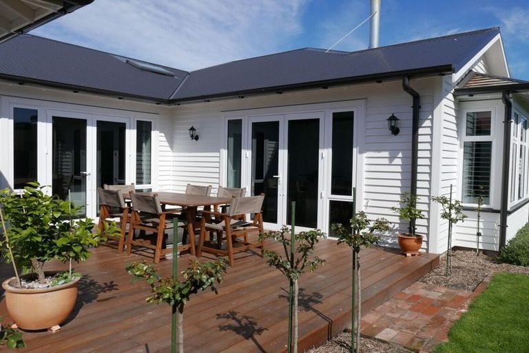 Photo of property in 114 Paparoa Street, Papanui, Christchurch, 8053