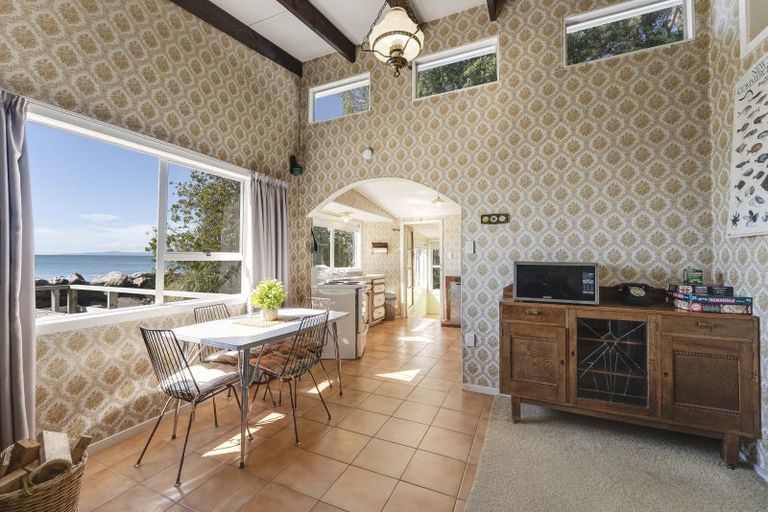 Photo of property in 49 Totara Avenue, Collingwood, 7073