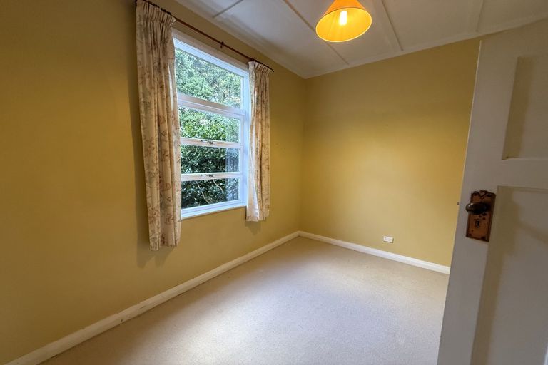 Photo of property in 159f Portsmouth Road, Bombay, 2675