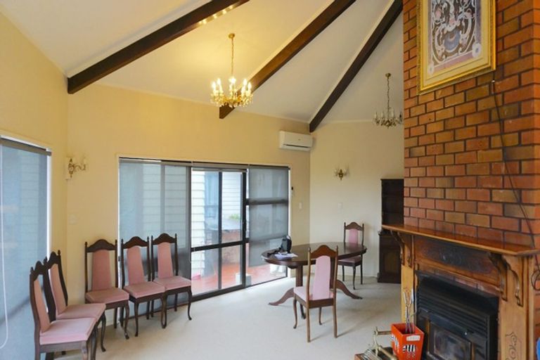 Photo of property in 15 Gracechurch Drive, Flat Bush, Auckland, 2016