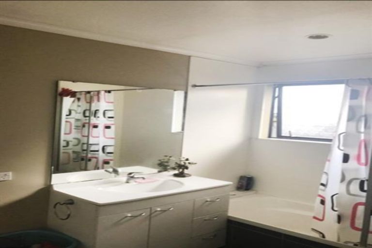 Photo of property in 33 Gray Avenue, Mangere East, Auckland, 2024