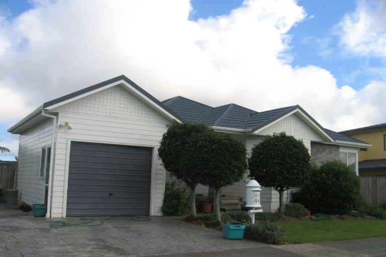 Photo of property in 46 Landsdowne Terrace, Karori, Wellington, 6012