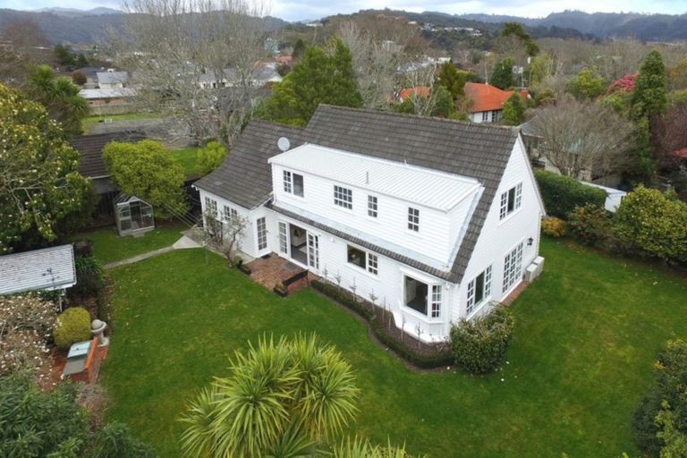 Photo of property in 13a Barton Road, Heretaunga, Upper Hutt, 5018