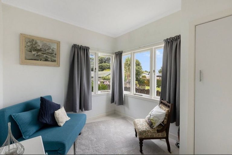 Photo of property in 32 Bellevue Road, Brookfield, Tauranga, 3110