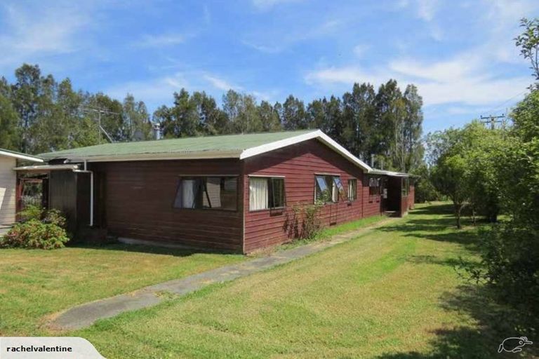 Photo of property in 104 Cemetery Road, Wainui, Silverdale, 0992