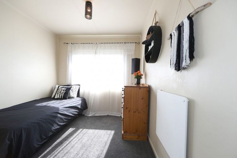 Photo of property in 906a Lyell Street, Akina, Hastings, 4122