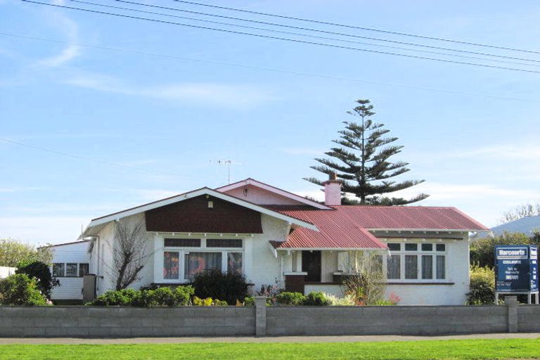 Photo of property in 107 Gonville Avenue, Gonville, Whanganui, 4501