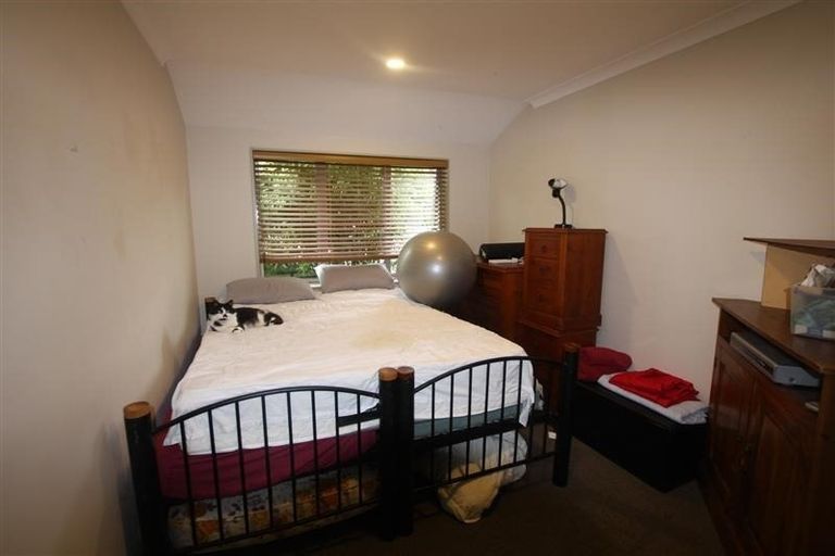 Photo of property in 56 Sherrybrooke Place, Sunnyvale, Auckland, 0612
