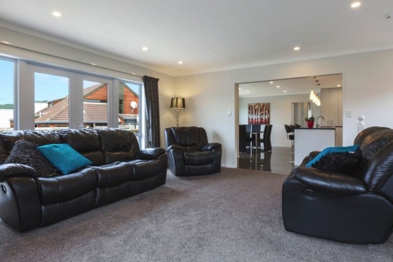 Photo of property in 61 Discovery Drive, Whitby, Porirua, 5024