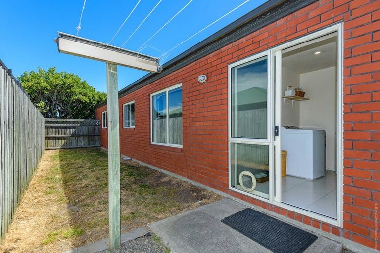 Photo of property in 56 Beach Road, North New Brighton, Christchurch, 8083
