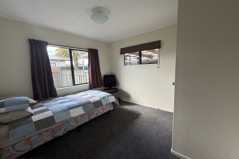Photo of property in 1/205 Avondale Road, Greenmeadows, Napier, 4112