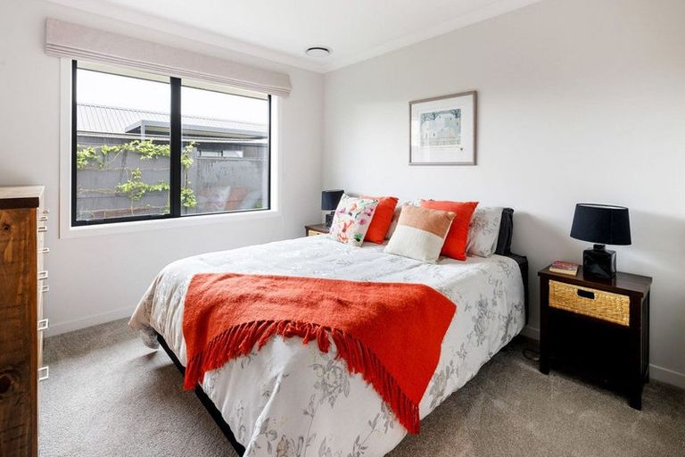 Photo of property in 14 Ruge Court, Cambridge, 3434