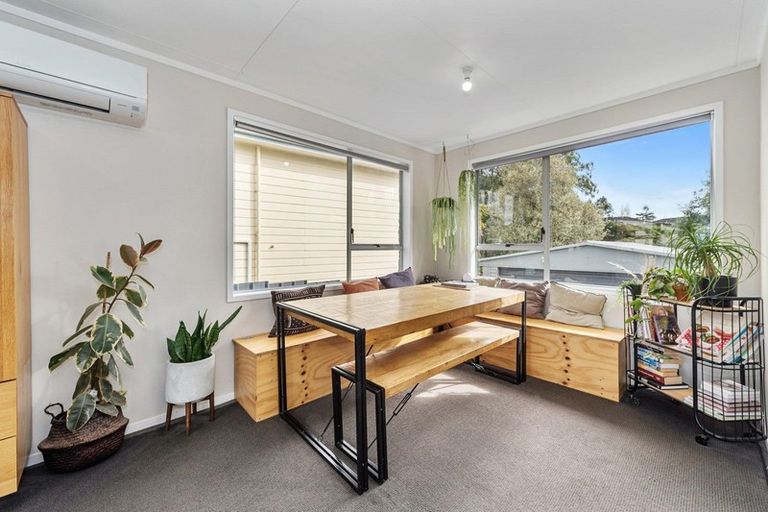 Photo of property in 24 Manor Place, Bader, Hamilton, 3206