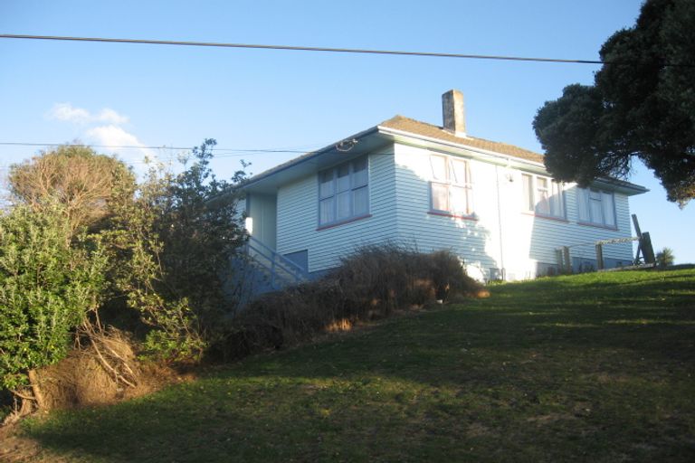 Photo of property in 126 Champion Street, Cannons Creek, Porirua, 5024