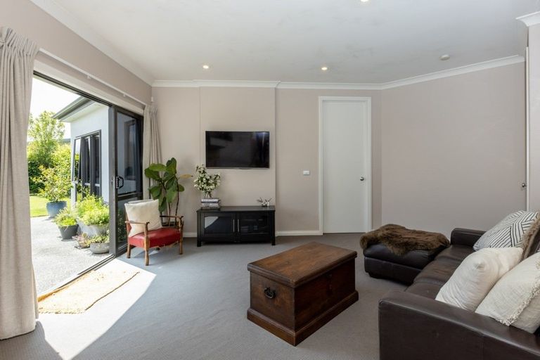 Photo of property in 4 Portland Place, Poraiti, Napier, 4112