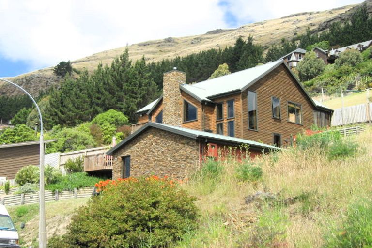 Photo of property in 128 Sumnervale Drive, Sumner, Christchurch, 8081