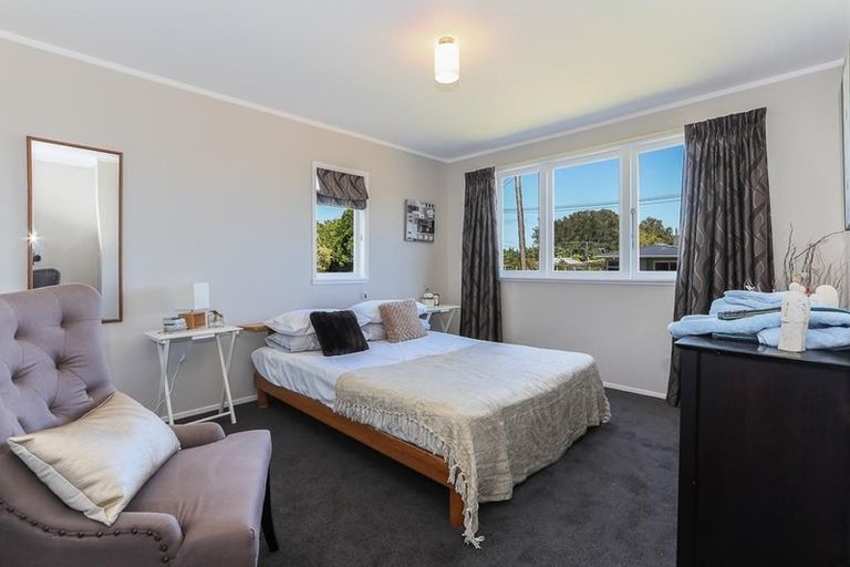 Photo of property in 12a Charles Road, Hannahs Bay, Rotorua, 3010