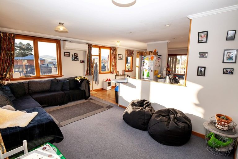 Photo of property in 14 Burraness Street, Palmerston, 9430