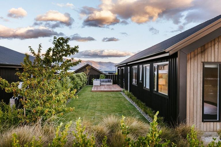 Photo of property in Northlake, 8 Linnburn Road, Wanaka, 9305