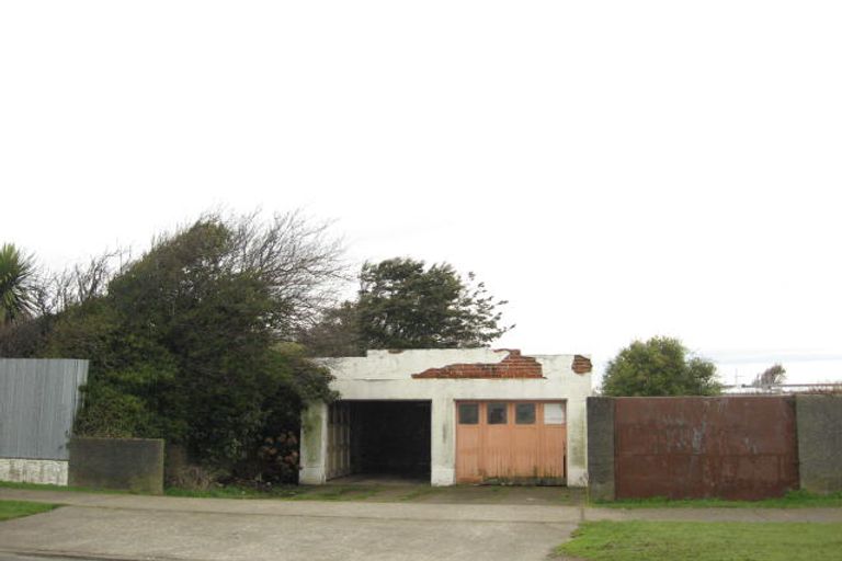 Photo of property in 74 Martin Street, Strathern, Invercargill, 9812