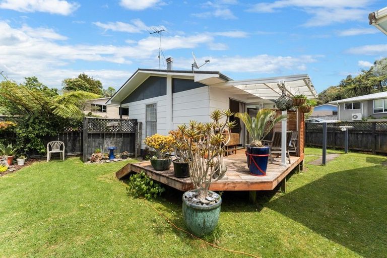 Photo of property in 6 Waterloo Place, Westown, New Plymouth, 4310