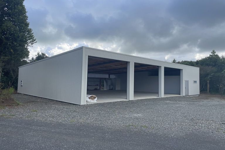 Photo of property in 411c Waiuku-otaua Road, Waiuku, 2682