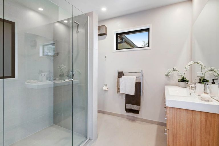 Photo of property in 47 Mccallum Drive, Sandspit, Warkworth, 0982