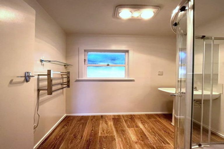 Photo of property in 2/12 Nile Road, Milford, Auckland, 0620