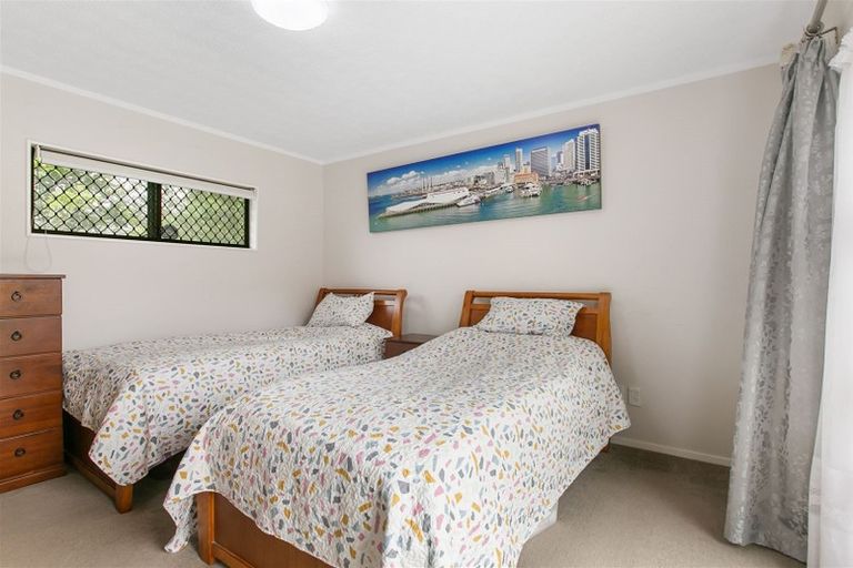 Photo of property in 295 Bucklands Beach Road, Bucklands Beach, Auckland, 2012