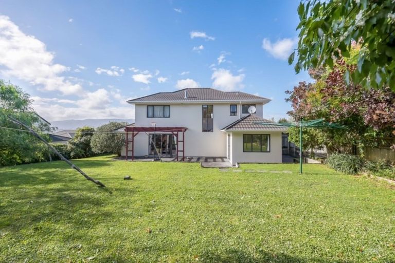 Photo of property in 26 Birkinshaw Grove, Riverstone Terraces, Upper Hutt, 5018