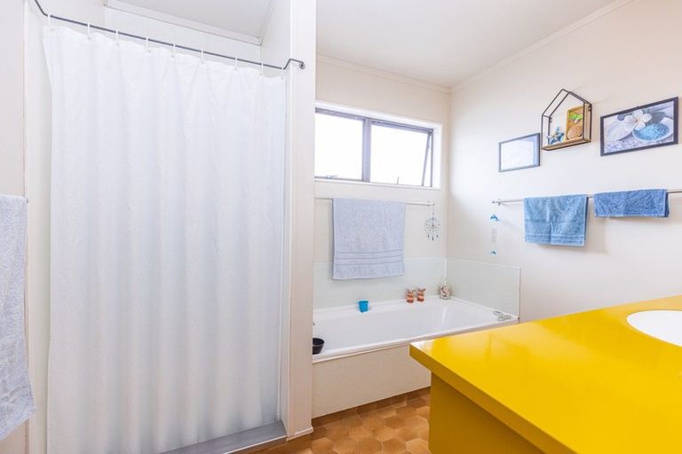 Photo of property in 8 Karyn Street, Castlecliff, Whanganui, 4501