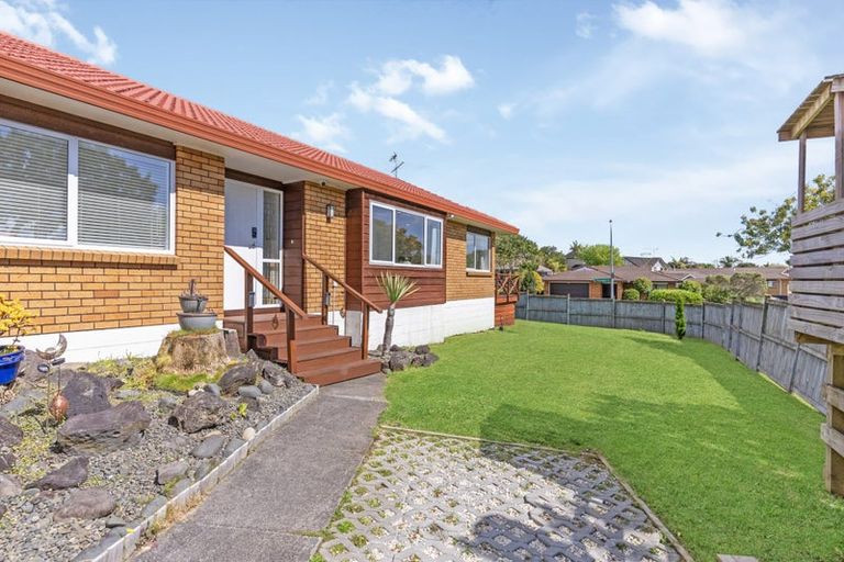 Photo of property in 1/2 Perendale Close, Somerville, Auckland, 2014