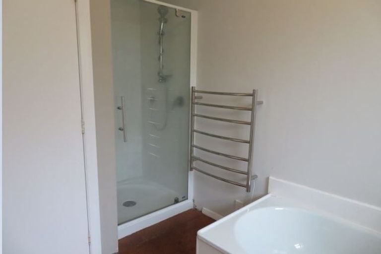 Photo of property in 84 Tarawera Road, Johnsonville, Wellington, 6037