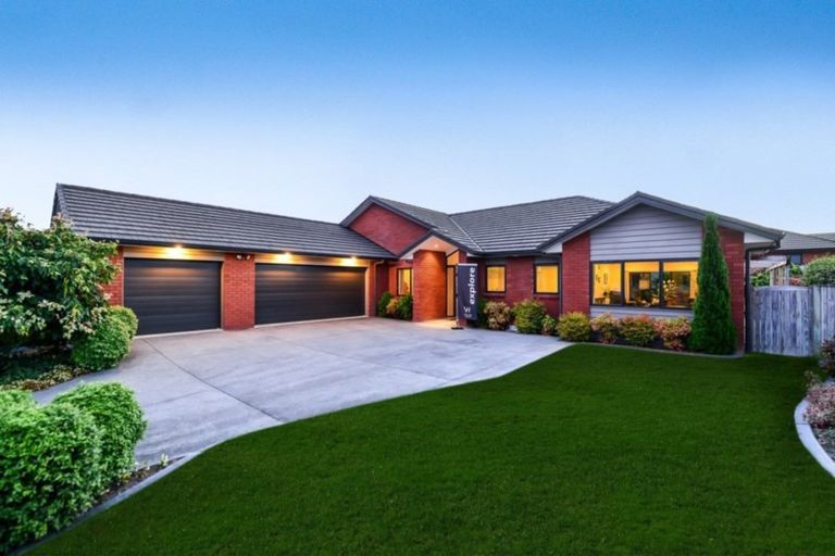 Photo of property in 74 Te Huia Drive, Flagstaff, Hamilton, 3210